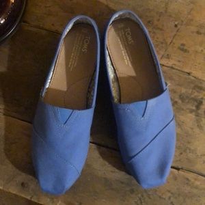 Toms Classic Canvas Shoes